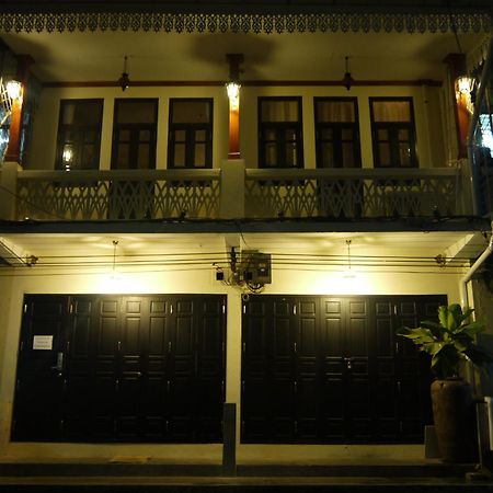 The Royal Thatien Village Bangkok Exterior photo