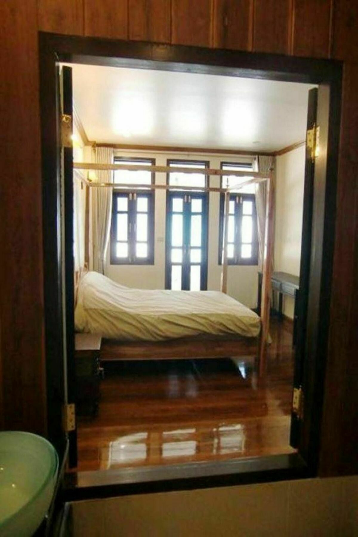 The Royal Thatien Village Bangkok Exterior photo